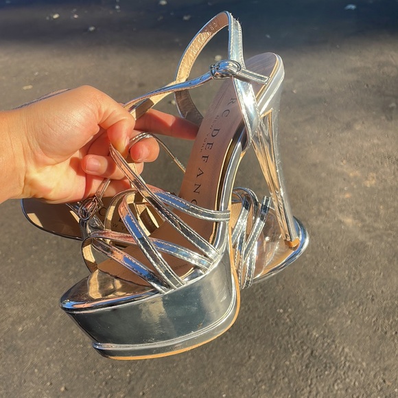 Marc Defang Tippy Top Pageant Heels - Picture 2 of 3